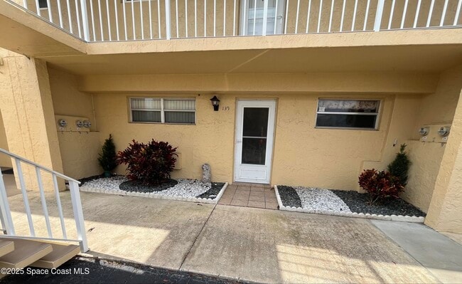 property at 2135 N Courtenay Pkwy