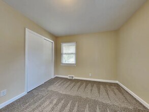 2913 Berkley Ave in Chesapeake, VA - Building Photo - Building Photo