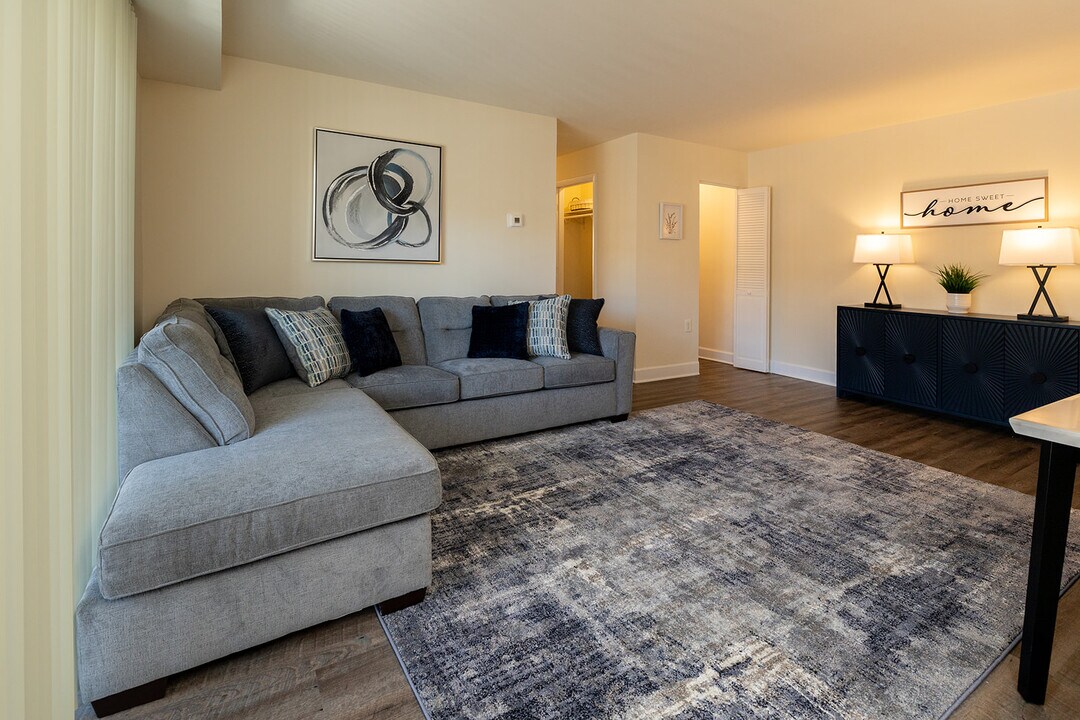 Painters Mill Apartments in Owings Mills, MD - Foto de edificio