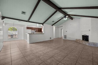 6619 Indian Lake Dr in Missouri City, TX - Building Photo - Building Photo