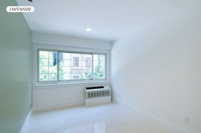 207 W 115th St in New York, NY - Building Photo - Building Photo