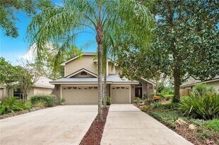 1061 Piedmont Oaks Dr in Apopka, FL - Building Photo