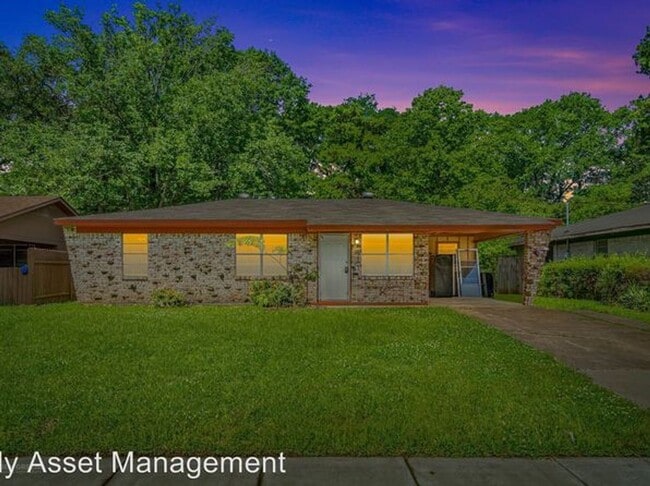 7726 Woodfield Dr in Shreveport, LA - Building Photo - Building Photo