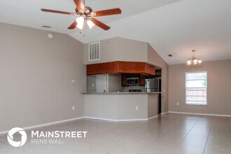 4739 Whiteway Dr in Tampa, FL - Building Photo - Building Photo