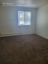 1454 W River Rd N in Elyria, OH - Building Photo - Building Photo