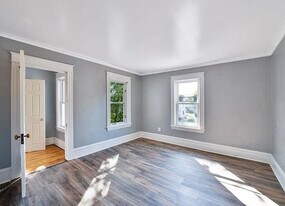 306 Colchester Ave in Burlington, VT - Building Photo