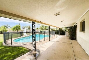 2749 S Rita Ln in Tempe, AZ - Building Photo