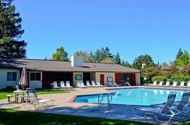 1879 Pomar Way in Walnut Creek, CA - Building Photo - Building Photo