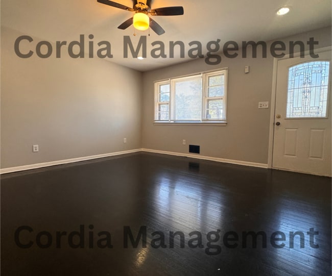 3329 Eisenhower Cir SE in Atlanta, GA - Building Photo - Building Photo