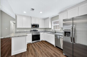 1016 Ray Dr in Denison, TX - Building Photo - Building Photo