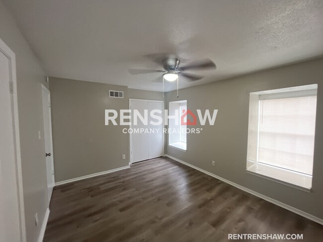 3657 Chateau Rhodes Cir