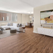 100 York Apartments in Jenkintown, PA - Foto de edificio - Building Photo