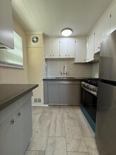 710 N 41st St in Seattle, WA - Building Photo - Building Photo