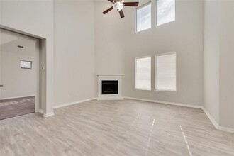 10213 Wild Goose Dr in Fort Worth, TX - Building Photo - Building Photo