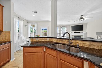 6230 Hollydale Ridge Ln in Katy, TX - Building Photo - Building Photo