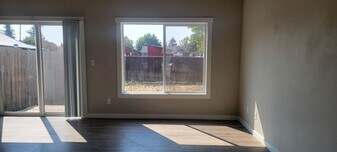 516 19th Ave SW in Albany, OR - Building Photo