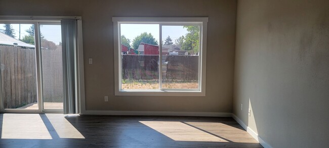 property at 516 19th Ave SW