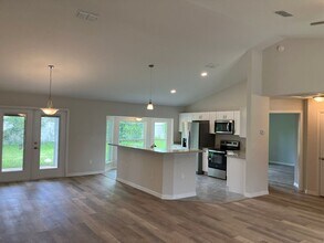 8763 SE Hwy 42 in Summerfield, FL - Building Photo - Building Photo