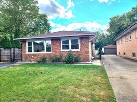 6437 82nd St in Burbank, IL - Building Photo