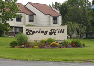 SpringHill Condominium in Camillus, NY - Building Photo - Building Photo