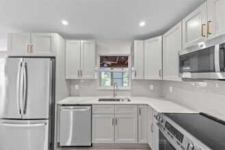 908 Lighthouse Dr in North Palm Beach, FL - Building Photo - Building Photo