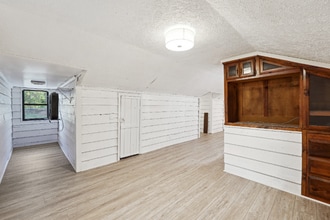 1247 Wooten Dr in Canton, GA - Building Photo - Building Photo