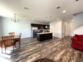 189 Johnson Ct in Crestview, FL - Building Photo - Building Photo