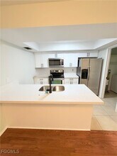 1102 SE 8th Terrace in Cape Coral, FL - Building Photo - Building Photo