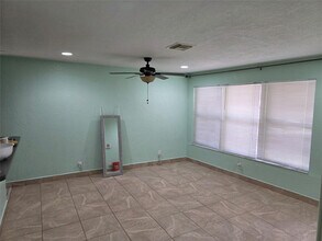 4031 NE 8th Ave in Pompano Beach, FL - Building Photo - Building Photo