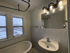 2006 2nd Ave S in Minneapolis, MN - Building Photo - Building Photo