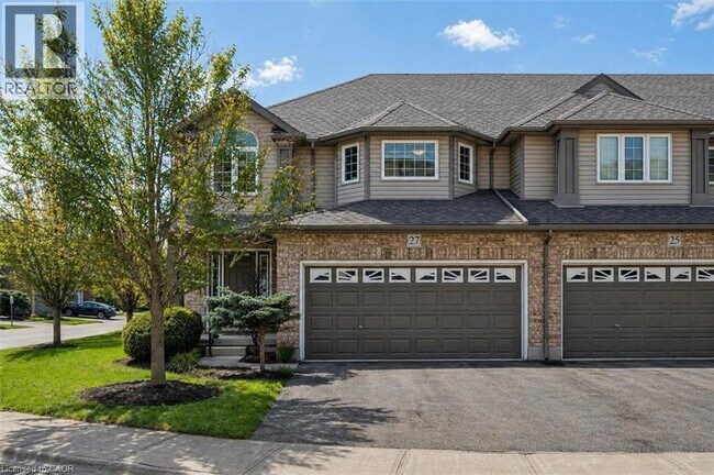 255 Summerfield Dr in Guelph, ON - Building Photo - Building Photo