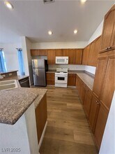 6783 Quarterhorse Ln in Las Vegas, NV - Building Photo - Building Photo