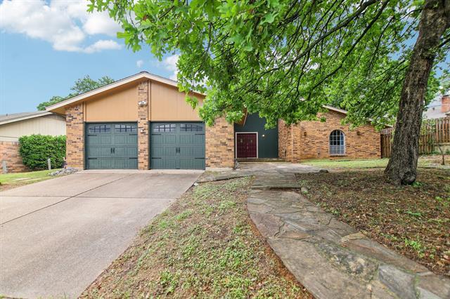 711 Vail Dr in Arlington, TX - Building Photo