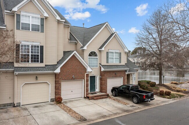 property at 5304 Summer Crescent