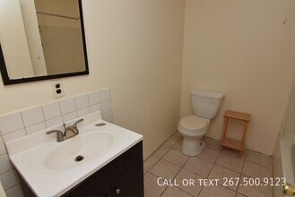 303 South St in Philadelphia, PA - Building Photo - Building Photo