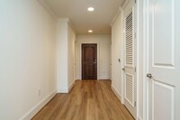 710 Independence Pl, Unit 608 in Raleigh, NC - Building Photo - Building Photo