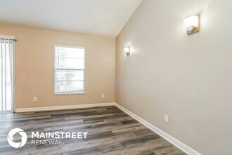 124 NE 7th Ave in Cape Coral, FL - Building Photo - Building Photo