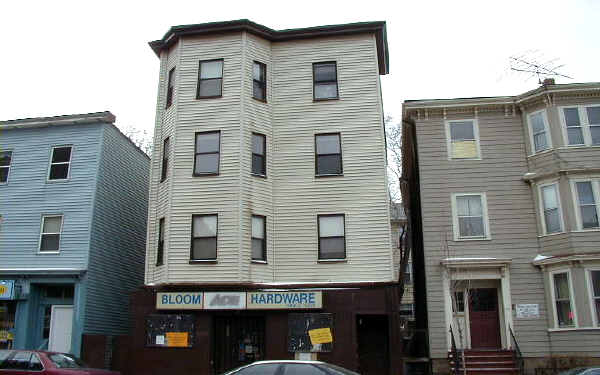 1578 Tremont St in Boston, MA - Building Photo
