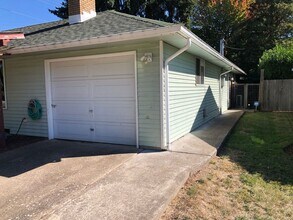 2689 York St in Eugene, OR - Building Photo - Building Photo