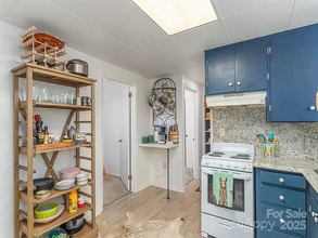 181 Kilgore Rd, Unit B in Waynesville, NC - Building Photo - Building Photo