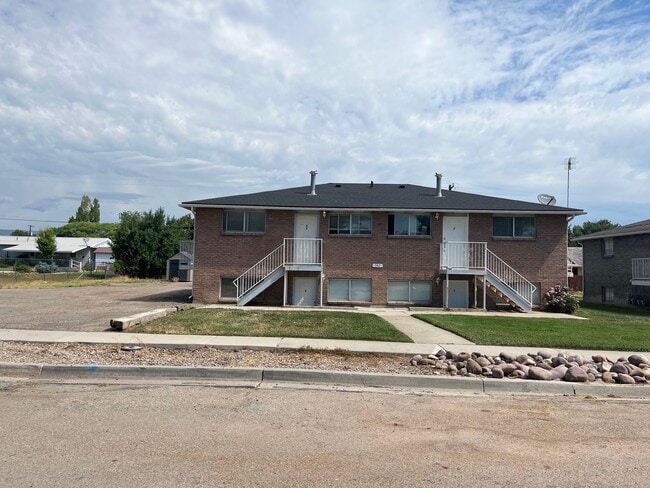 property at 342 W 350 N