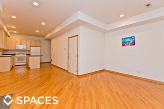 2715 N Wayne Ave, Unit 1S in Chicago, IL - Foto de edificio - Building Photo