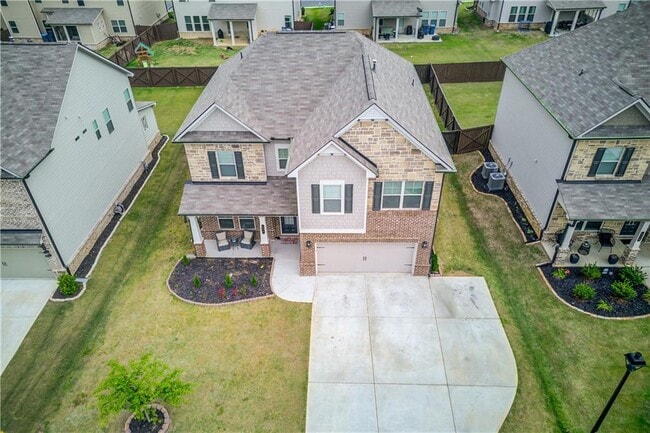 404 Henson Farm Dr