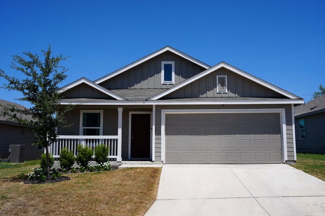 5631 Mountain Point in San Antonio, TX - Building Photo - Building Photo