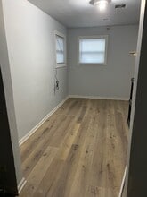 13613 S Saint Louis Ave in Robbins, IL - Building Photo - Building Photo