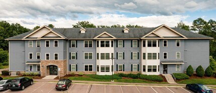 331 Autumn Pond Way in Essex Junction, VT - Building Photo - Building Photo
