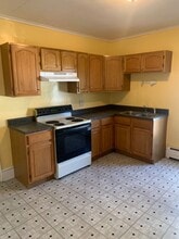 203 W Lancaster Ave in Shillington, PA - Building Photo - Building Photo