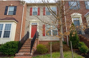 23503 Forest Haven Way in Clarksburg, MD - Building Photo