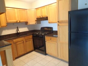 5724 W 111th St in Chicago Ridge, IL - Building Photo - Building Photo