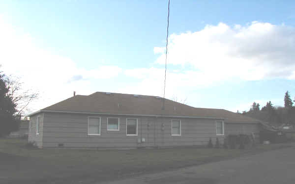 Edgewood Apartments in Vancouver, WA - Building Photo - Building Photo